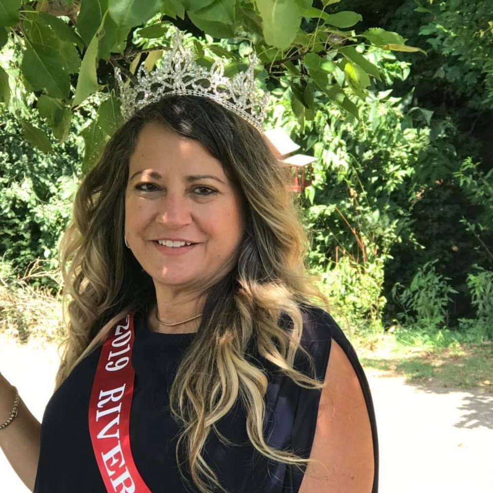 Meet your Posher, Jenny